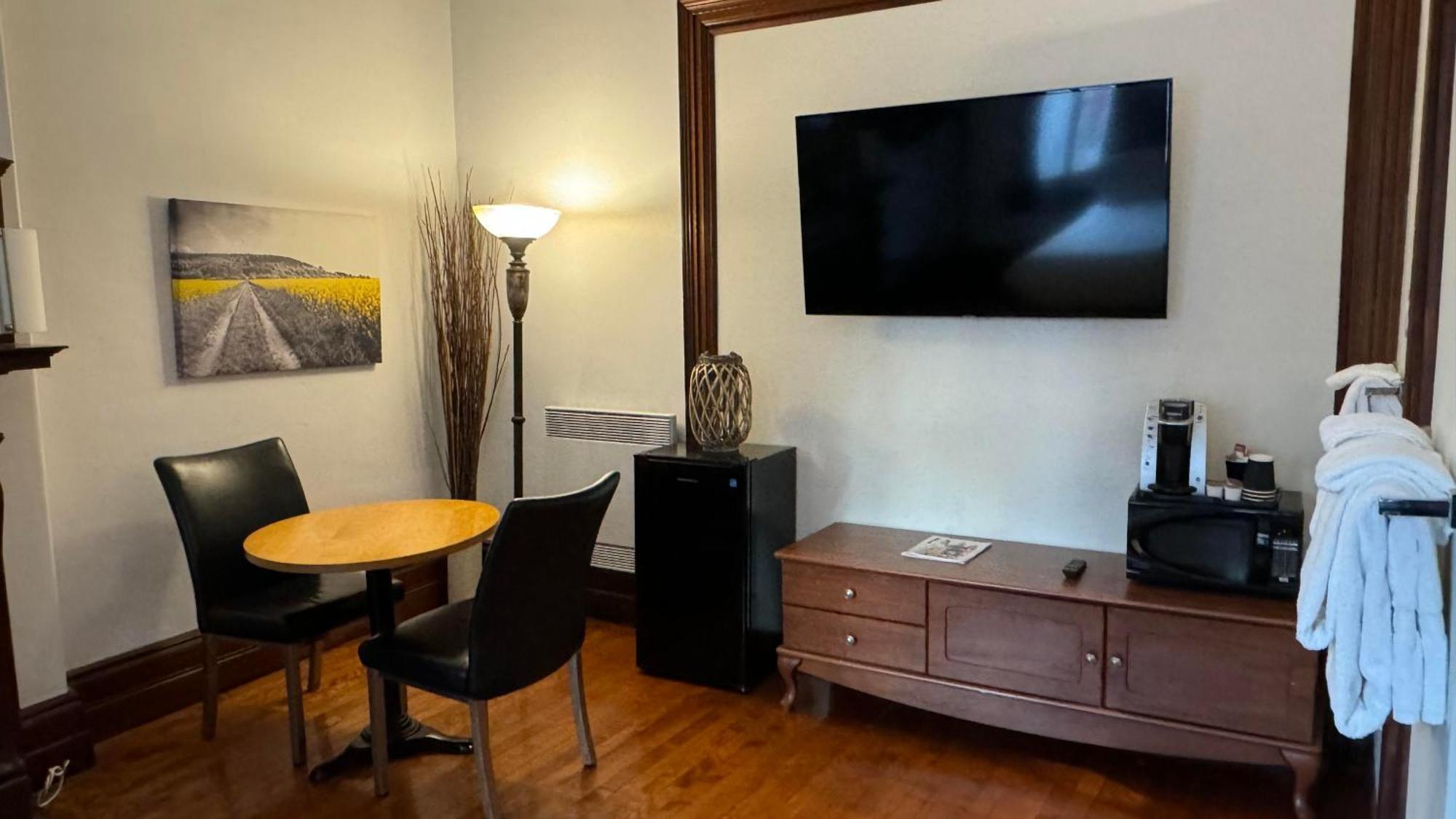 E-Hotel Des Grisons Québec Eksteriør billede