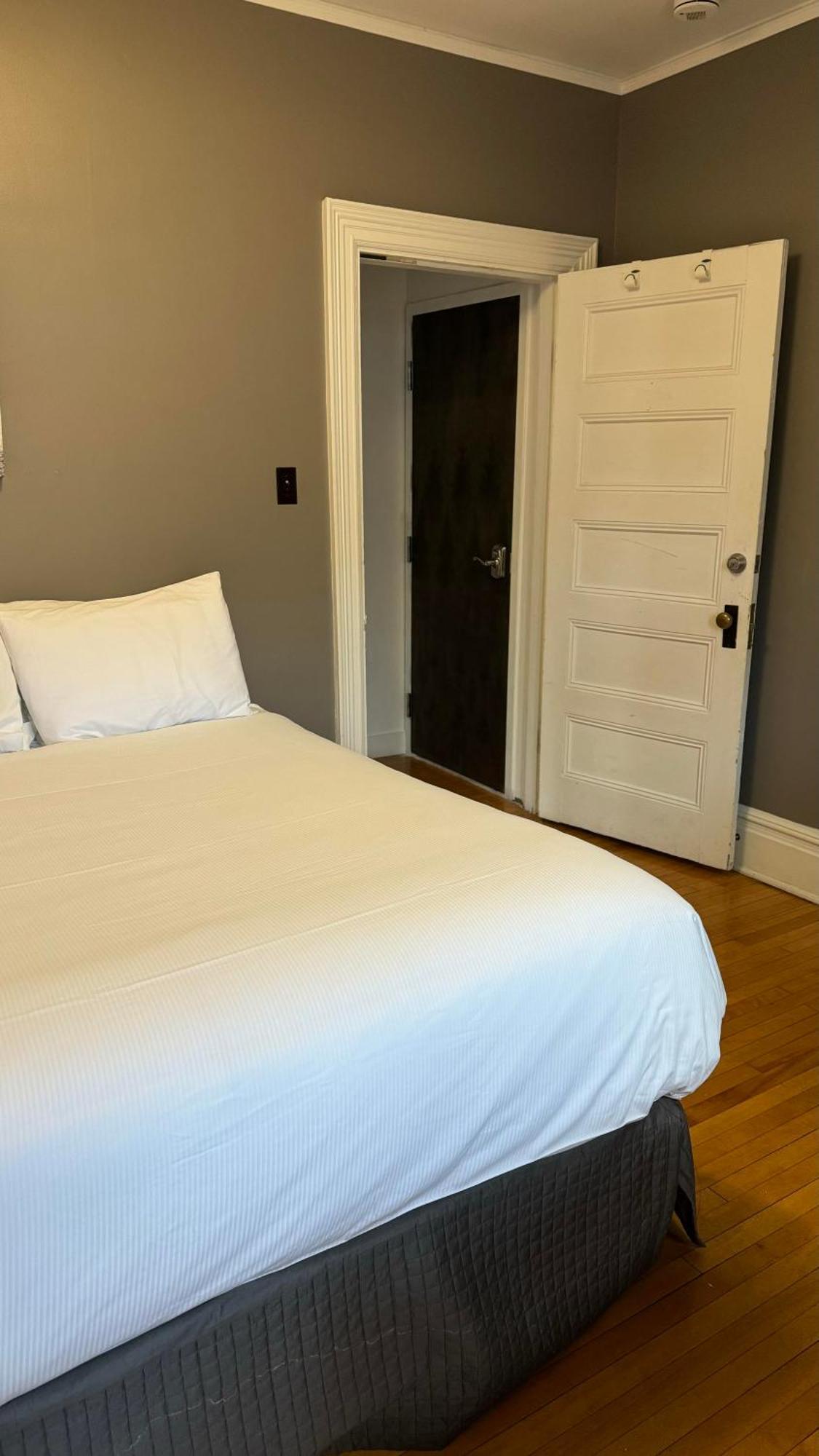 E-Hotel Des Grisons Québec Eksteriør billede